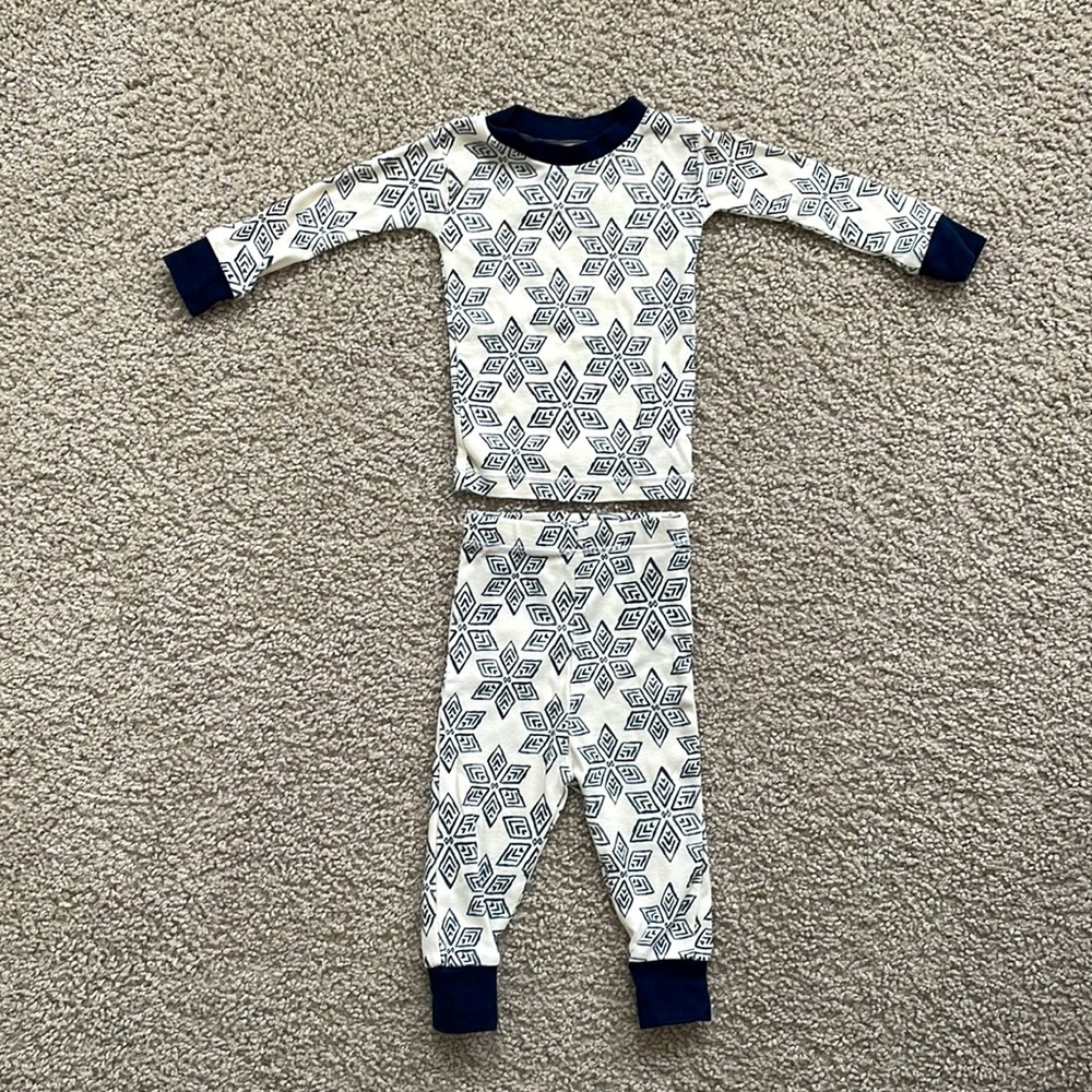 Burt’s Bees Baby Winter Pajamas (0-3 months)